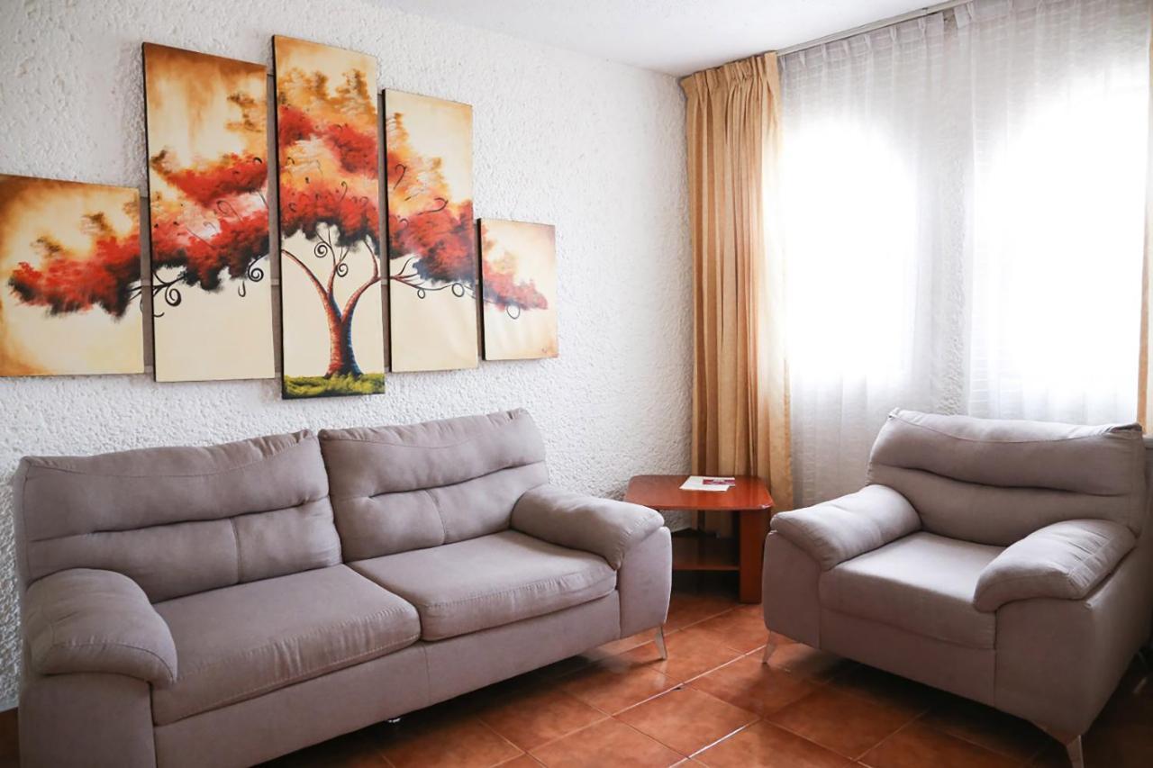 Hotel & Suites Villa Del Sol Morelia Buitenkant foto