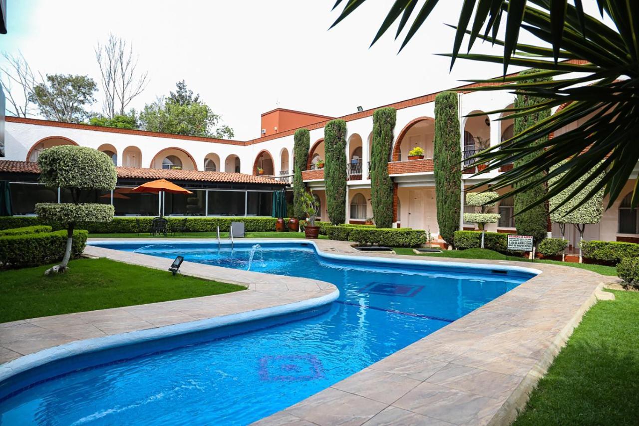 Hotel & Suites Villa Del Sol Morelia Buitenkant foto