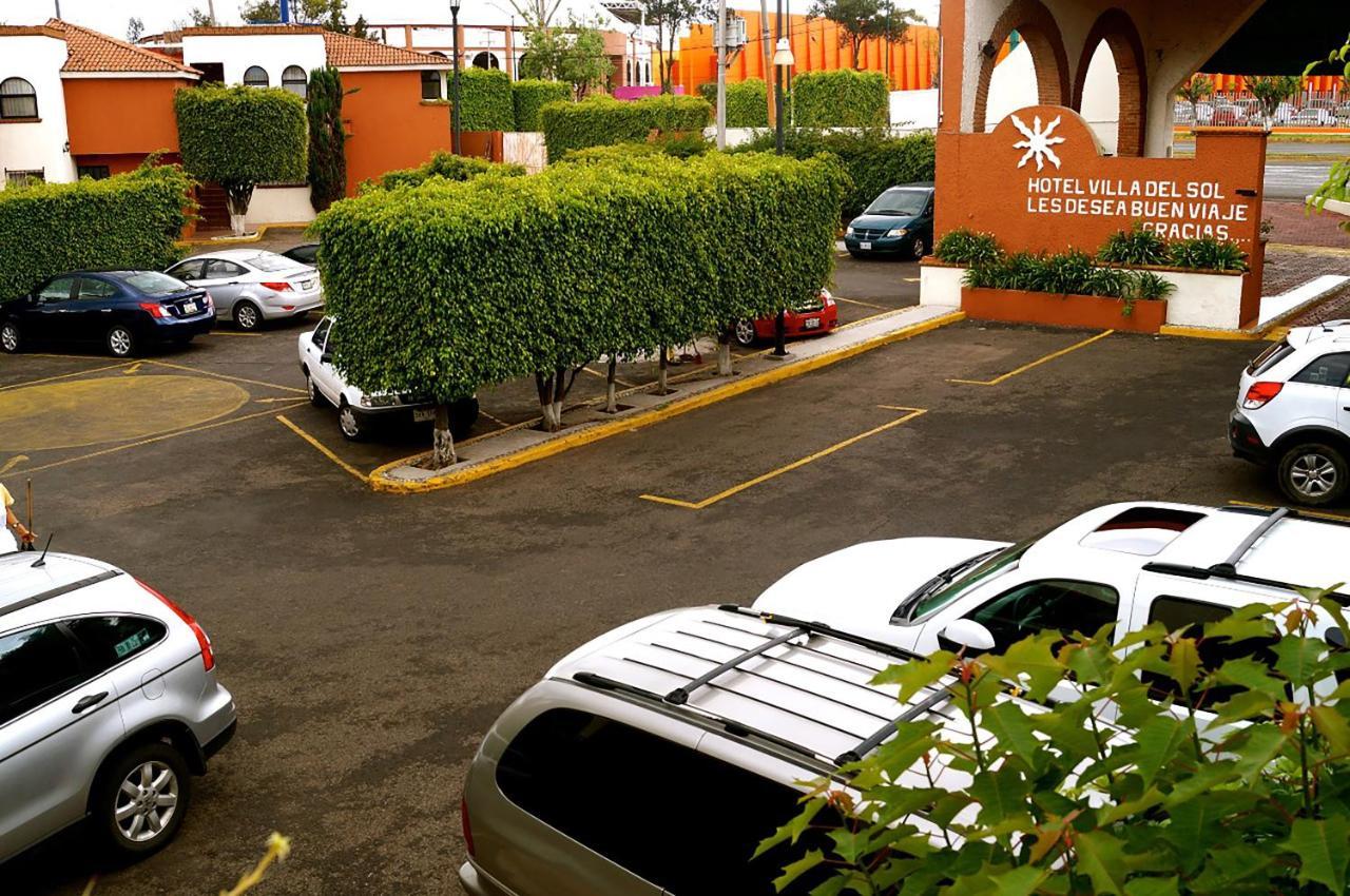 Hotel & Suites Villa Del Sol Morelia Buitenkant foto