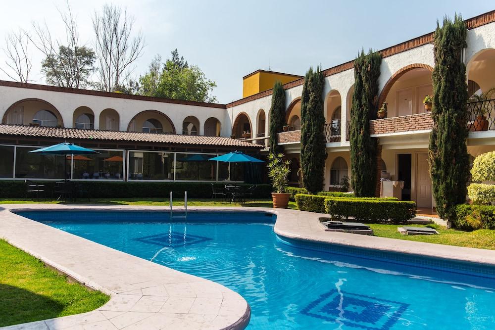 Hotel & Suites Villa Del Sol Morelia Buitenkant foto