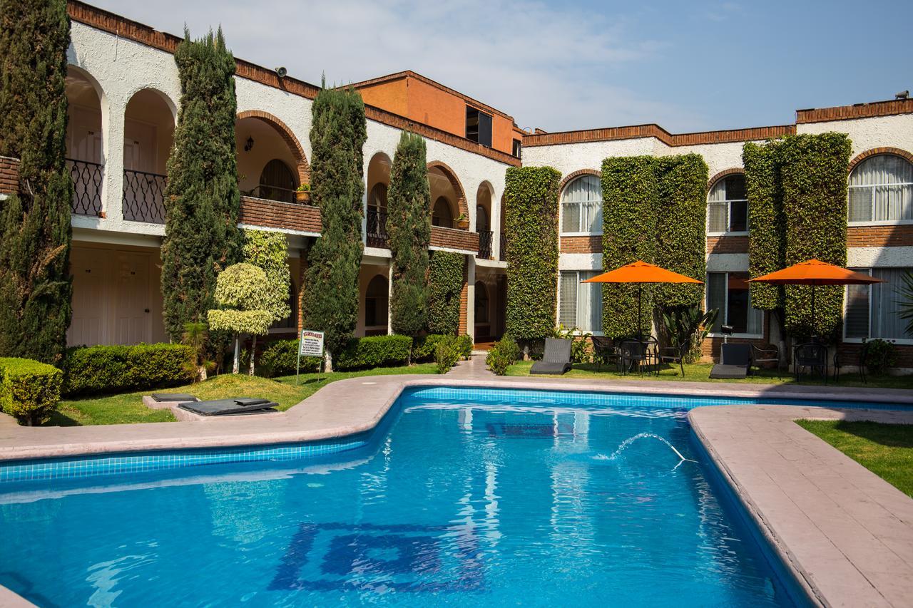 Hotel & Suites Villa Del Sol Morelia Buitenkant foto